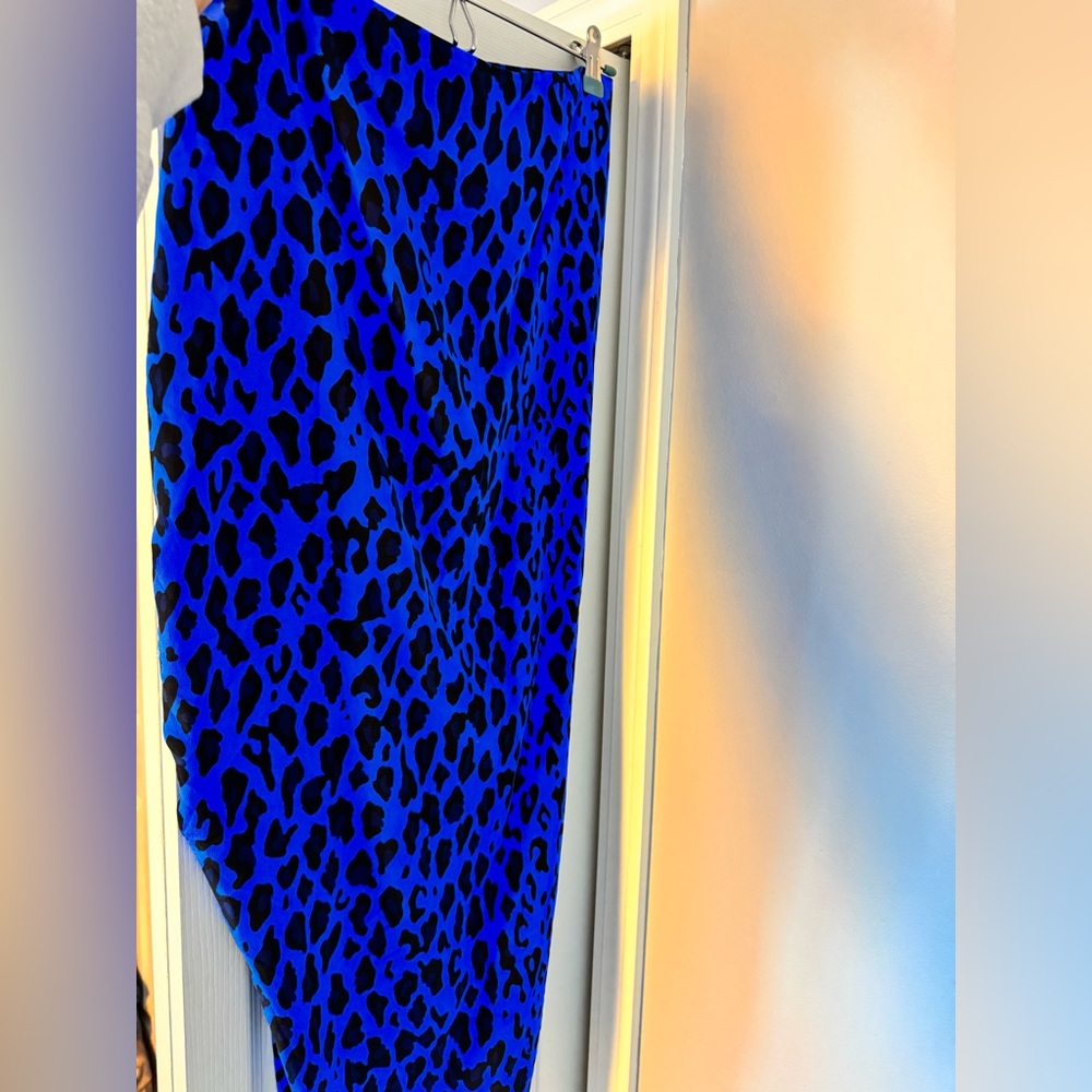 Diane Von Furstenberg Ruched Leopard Print Silk Pencil Skirt Blue Size 8 - Picture 3 of 3